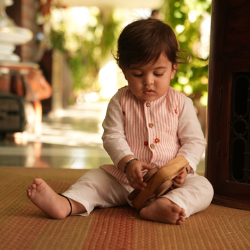 Gulabi Pushp Bandi Set (0-12 months)