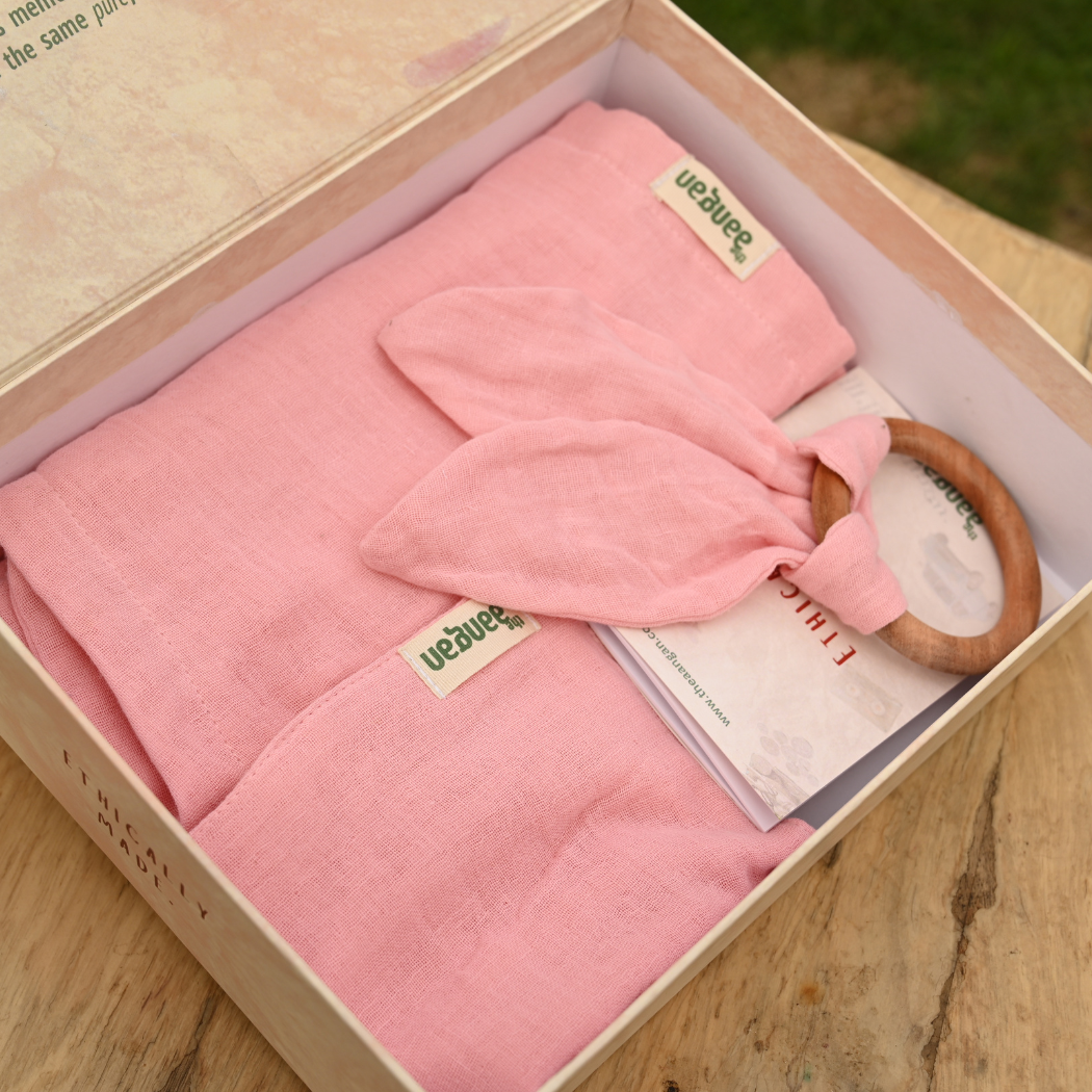 Gulab Kulfi Newborn Set – Pink (Teether Ring, Burp Cloth, Wash Cloth)