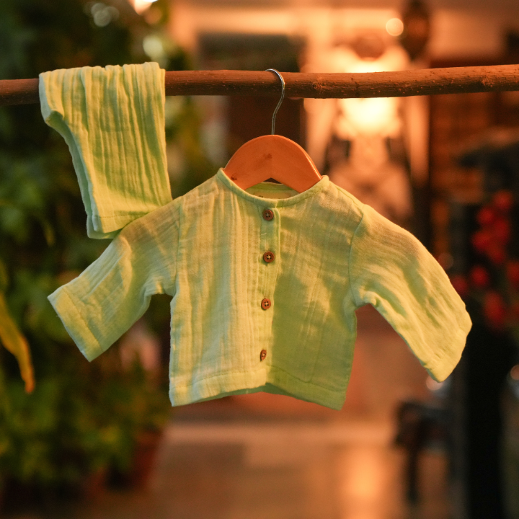 Newborn Set – Green (Soft & Easy-Wear for 0-3 Months)