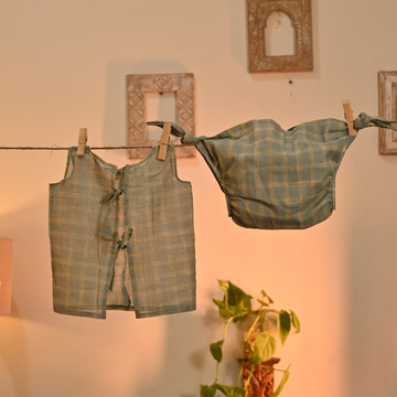 Hara Checks Jhabla Set - 100% Cotton