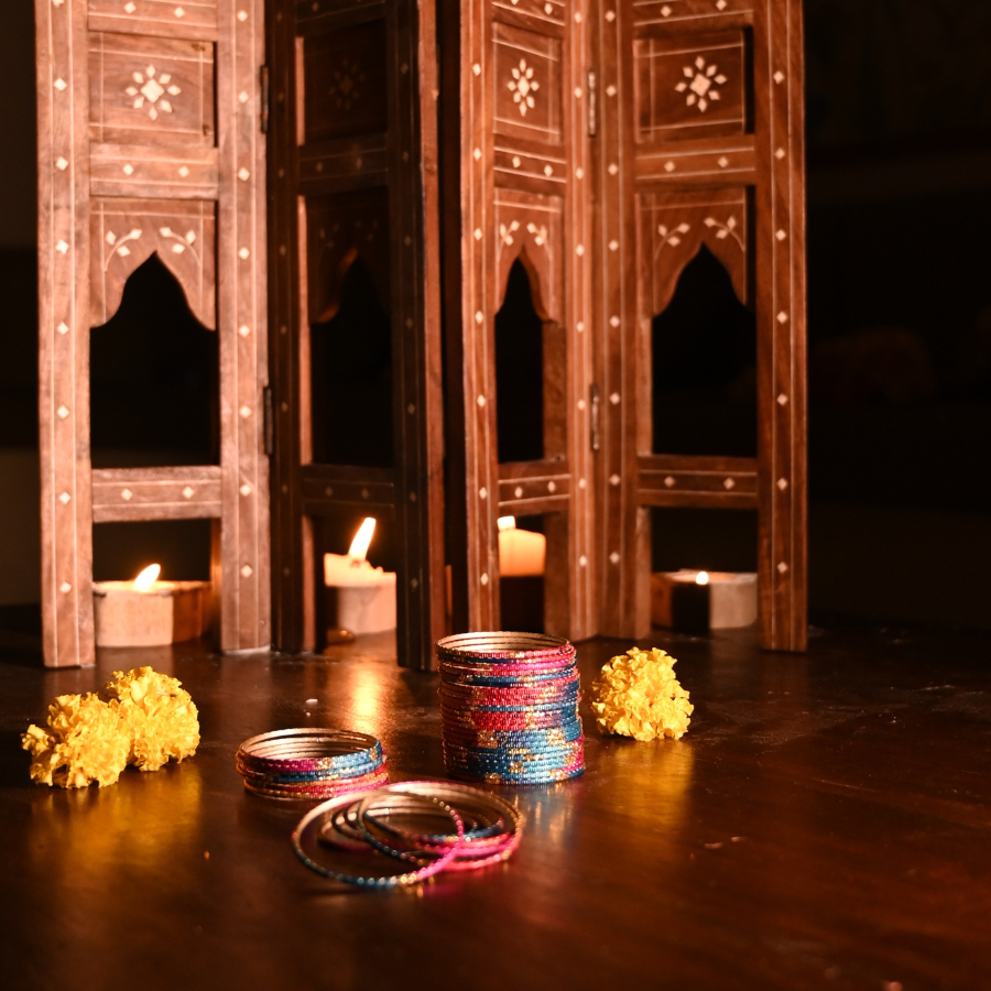 Multicolor Nostalgia Bangles – Traditional Festive Metal Set