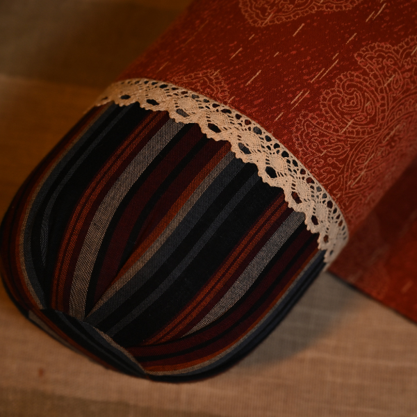 Red Kantha Print – Anti-Roll Side Pillow